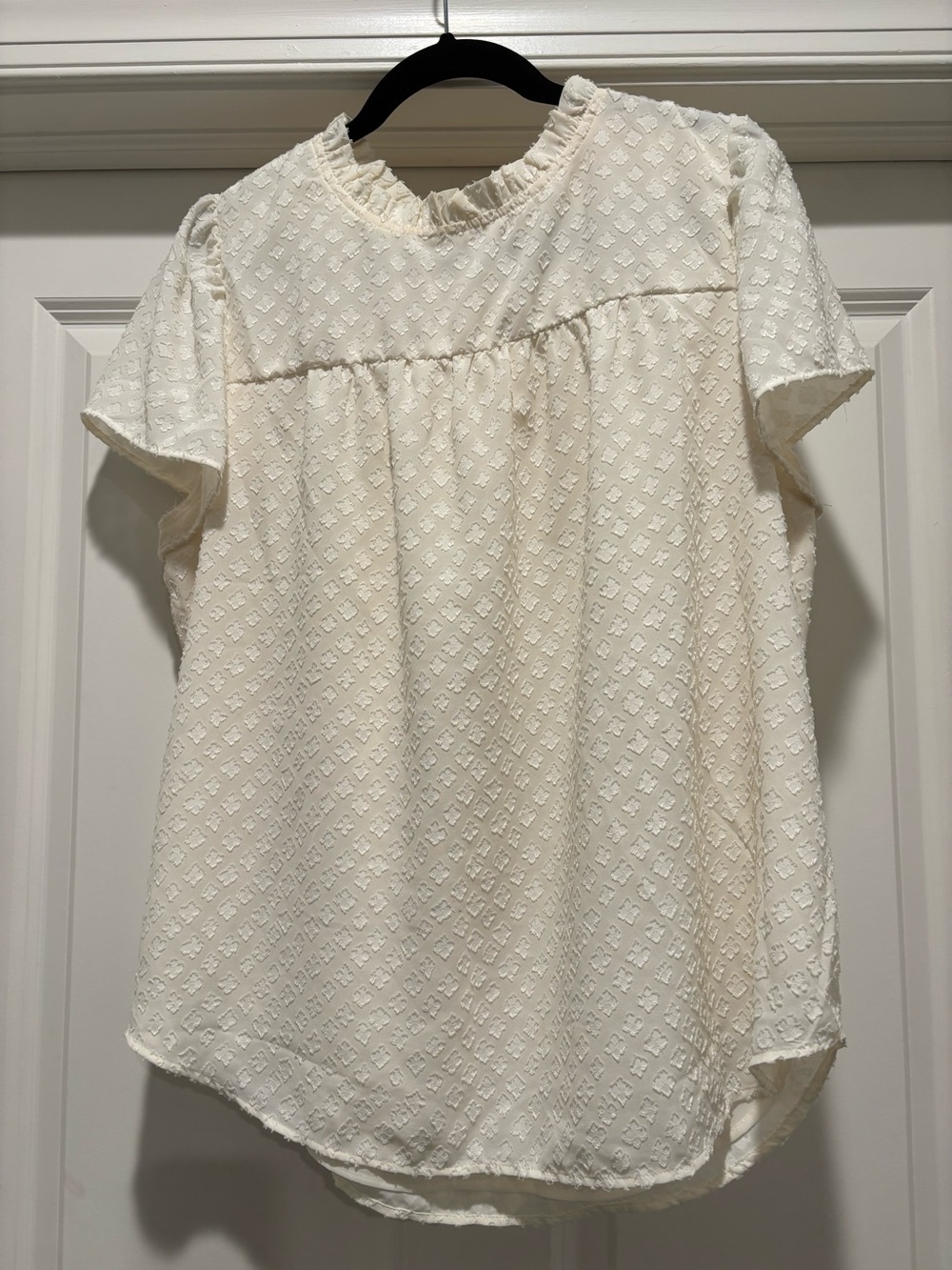 LOFT Cream Textured Ruffle-Yoke Blouse XL